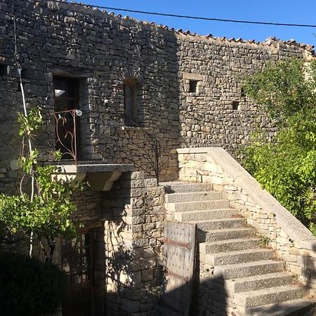 La Tour Des Baronnies A La Porte De L Eau Saint-Auban-sur-l'Ouveze Exterior photo